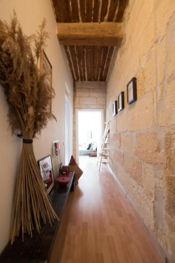 Maison Nomade, Clim - Terrasse Arles 0*,