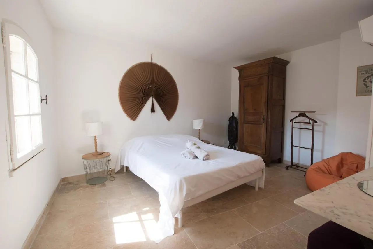 Maison Nomade, Clim - Terrasse Arles Holiday home