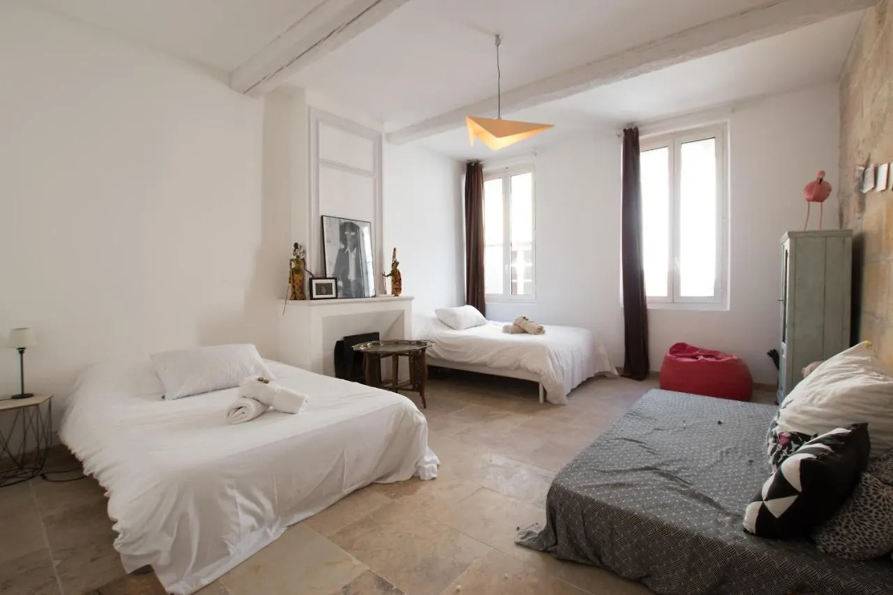 Maison Nomade, Clim - Terrasse Arles Holiday home
